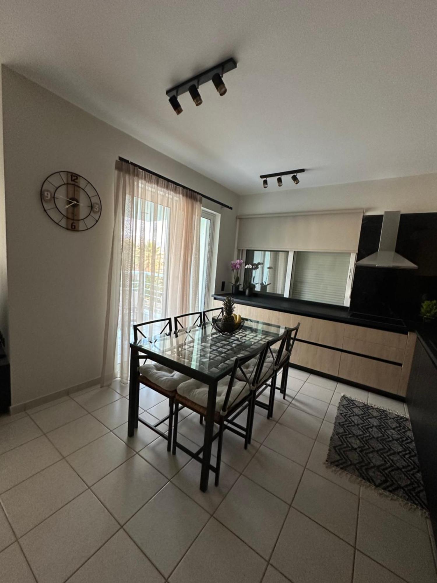 Appartement Sitia Beach Apartment