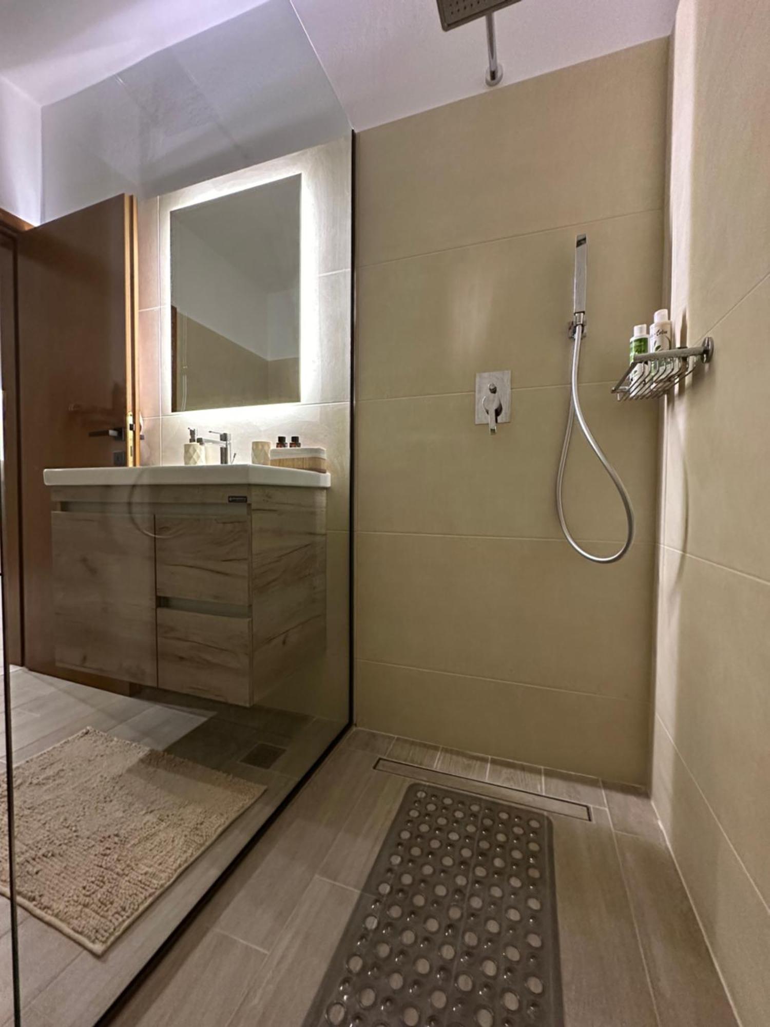 Sitia Beach Apartment Appartement